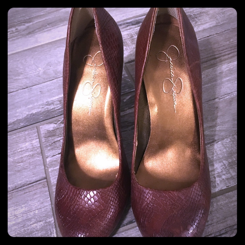 Brown snakeskin heels EUC